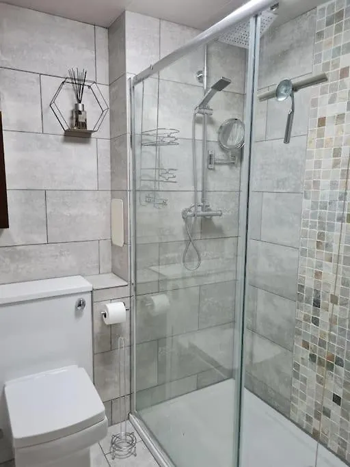 Lovely 1 Bedroom Apartment Near The City Center Edinburgh United Kingdom