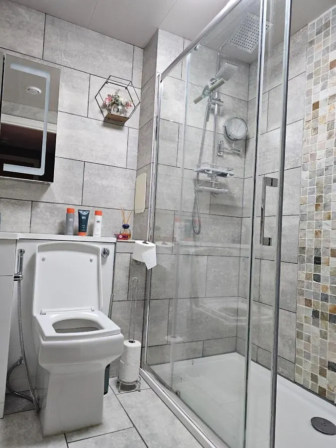 Lovely 1 Bedroom Apartment Near The City Center Edinburgh