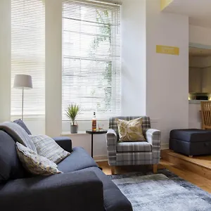  Apartment Sunshine On Leith